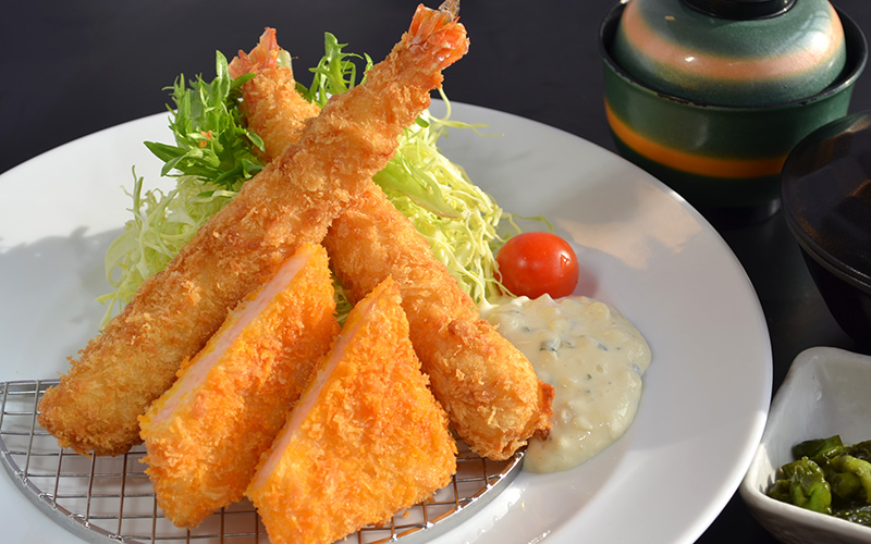 海老ミックス定食